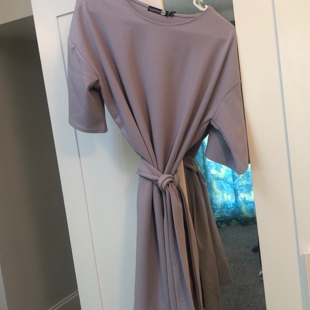 NWT Boohoo shift mini dress size 6